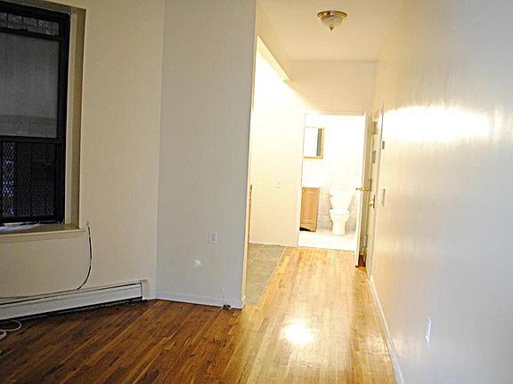 5th image of 41 Underhill Ave #Fl1