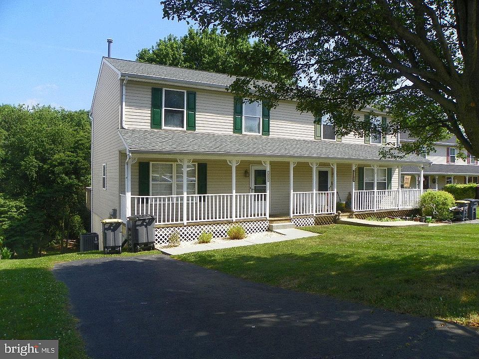 1st image of 365 Donofrio Dr