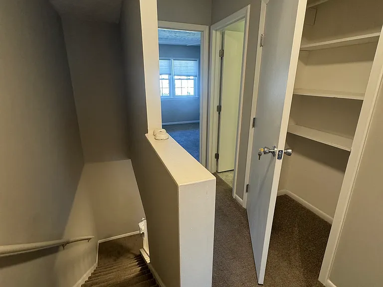 365 W Illinois Ave #20 — Photo 6