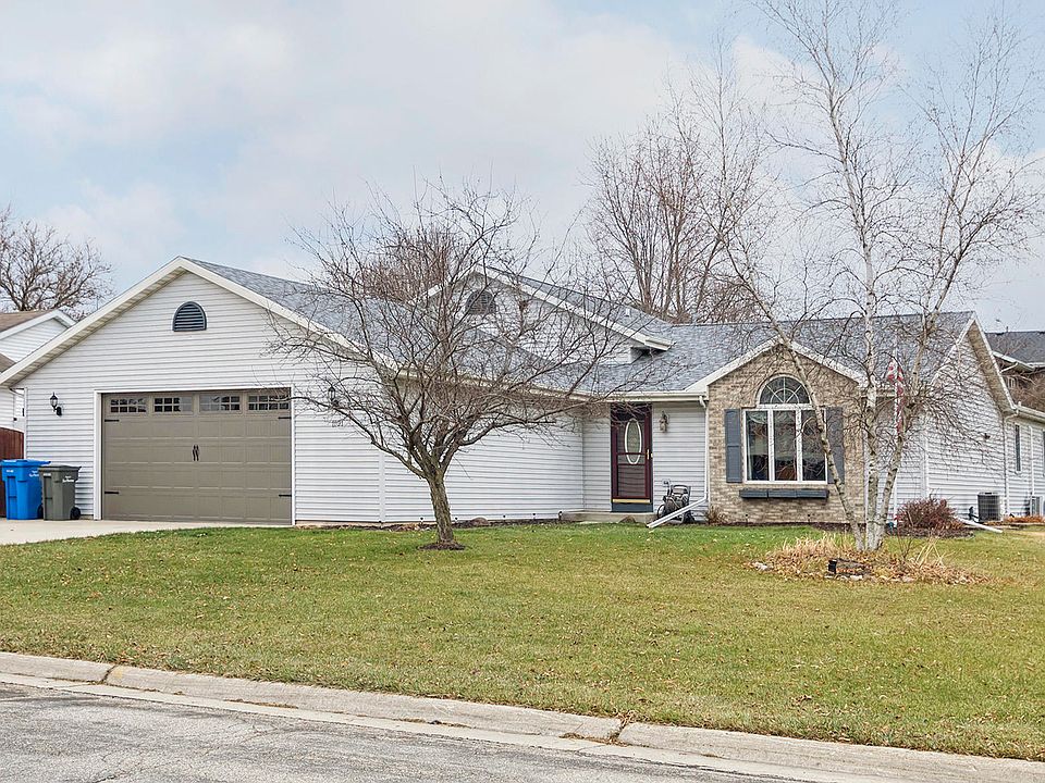 1st image of 1101 Crestview Dr