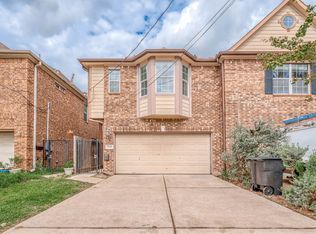 5530 Kansas St, Houston, TX 77007