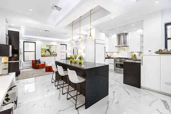 Sold by Compass | media 1