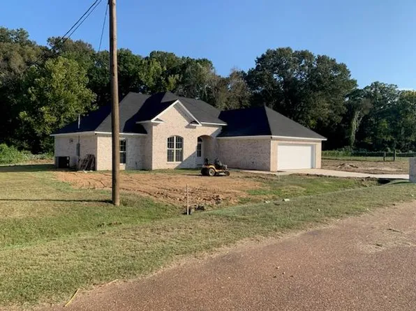 37 Ruby Ln, Natchez, MS 39120