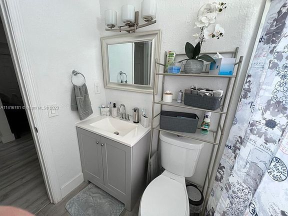 5th image of 59 E 10th St #1