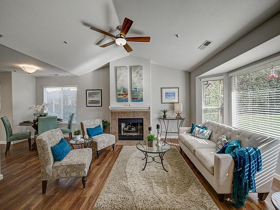 3rd image of 1815 Katrina Ct
