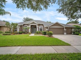 3914 Whisper Grove Ct, Valrico, FL 33594