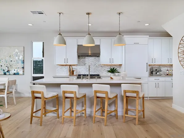 571 N Vulcan Ave, Encinitas, CA 92024