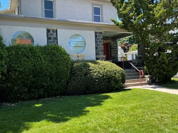 700 Darby Rd Frnt 200, Havertown, PA 19083