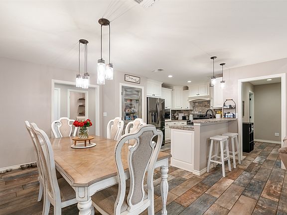 4th image of 221 Avenue C #S