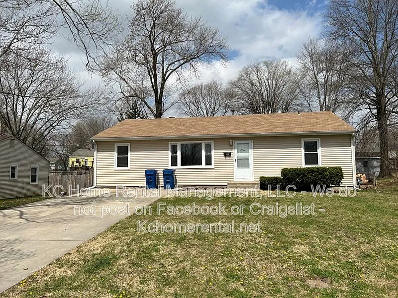 1302 NE 67th Ter