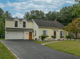469 Maple Rd, Longmeadow, MA 01106