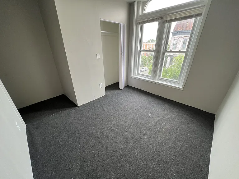 1759 W 21st St #3F — Photo 7