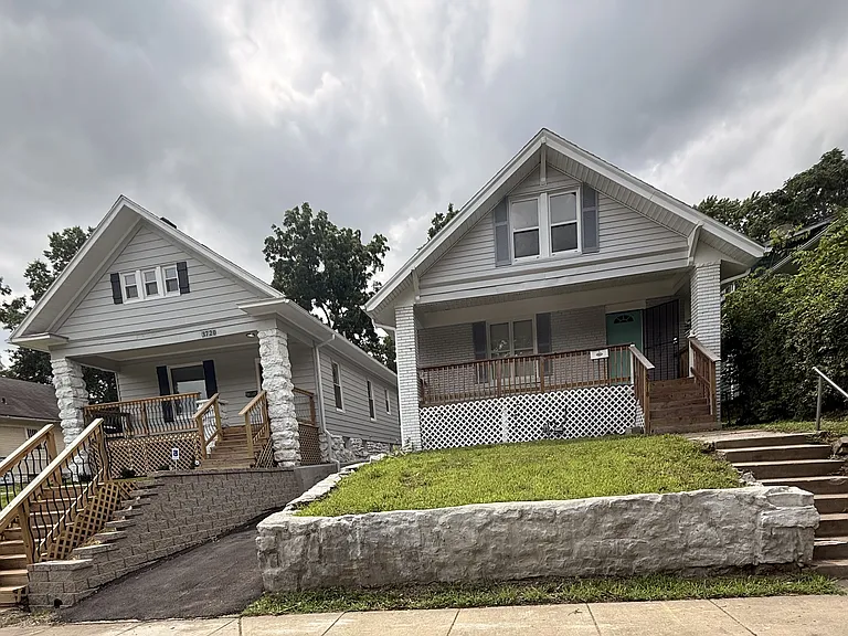 3718 Wayne Ave — Photo 3