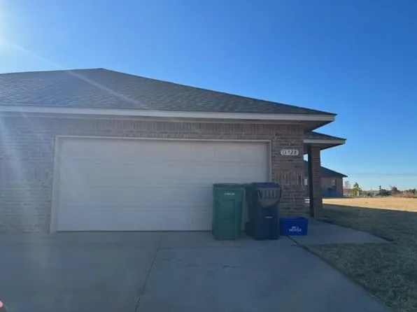 11228 NW 6th Ter, Yukon, OK 73099