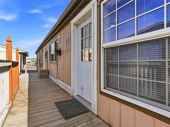 4th image of 2105 N Steptoe St Trailer 25