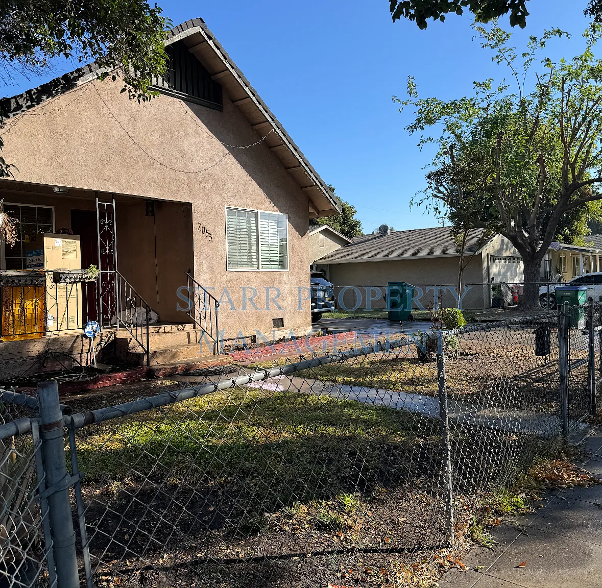 4 bed, 2.0 bath, 1300 sqft, $2,350 — Photo 1