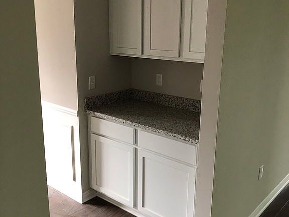 2nd image of 388 Golfside Dr