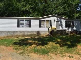207 Old Charity Hill Rd, Elizabethton, TN 37643
