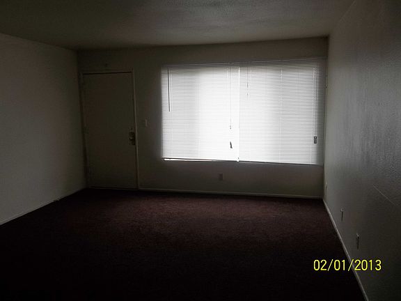 3rd image of 1451 W 105th St APT 16