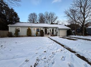 9 Rochambeau St, Fairhaven, MA 02719