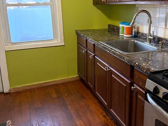 2nd image of 180 Wessels Ave #180
