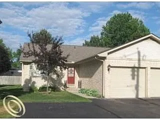 30930 Plum Lane Dr photo 1