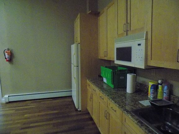 4th image of 535 Dean St APT 121