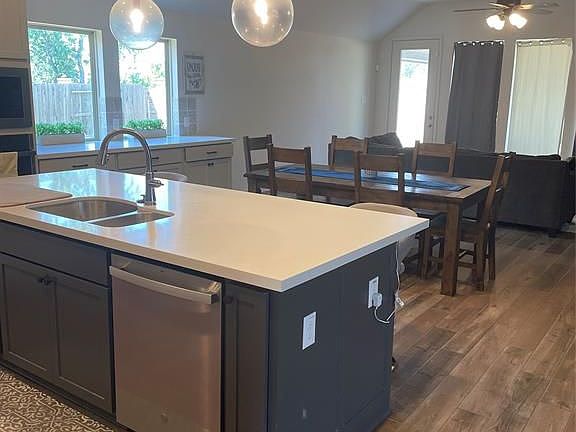 4th image of 15867 McKinley Green Dr
