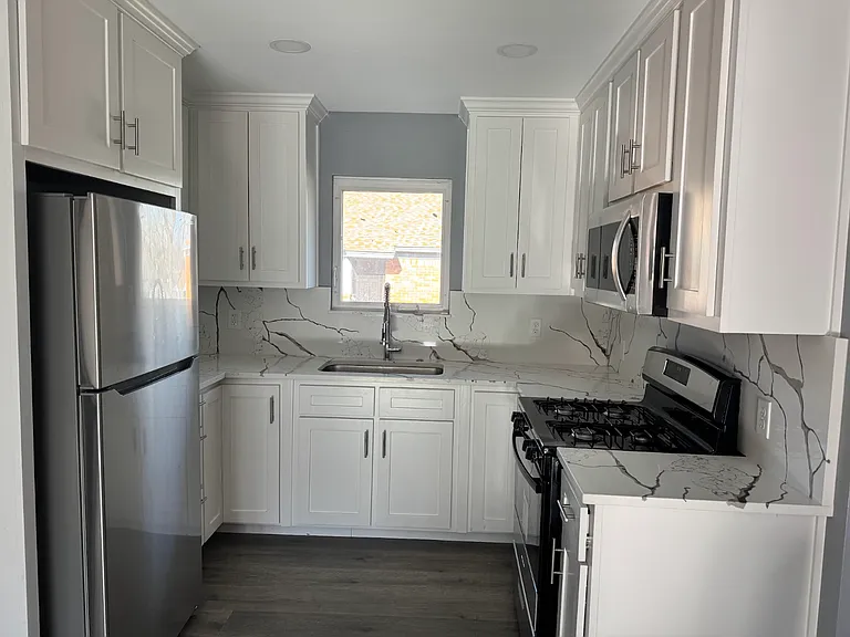 1517 Glen Ave — Photo 5