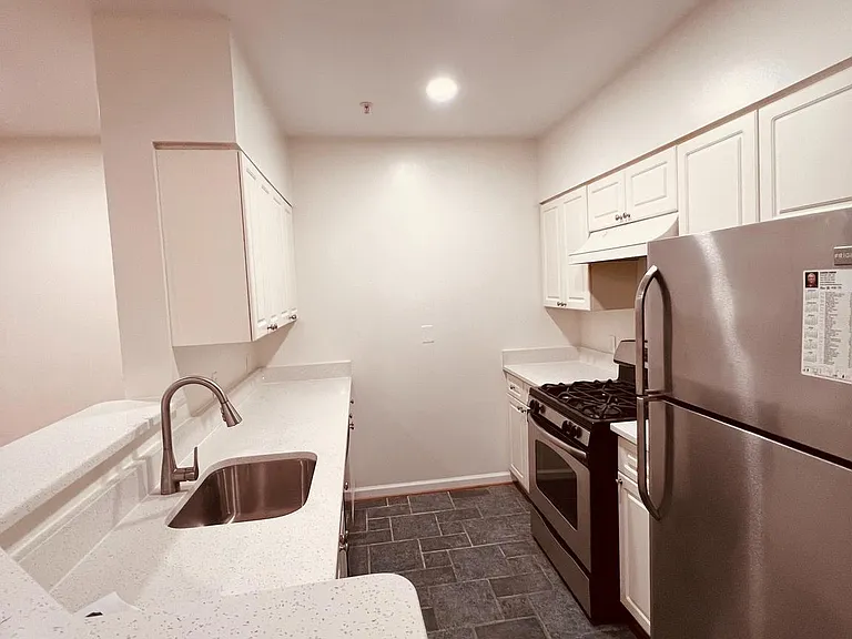 2204 Westcourt Ln #113 — Photo 3