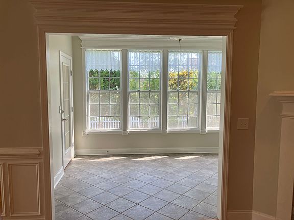 5th image of 3590 Cormorant Cir