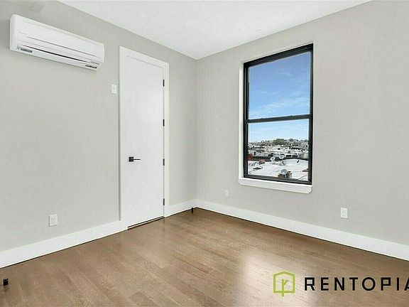 4th image of 199 Stockholm St #343