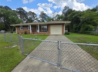 2704 Marvin Dr, Spring Lake, NC 28390