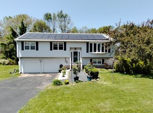 71 Sentinel Hill Rd, North Haven, CT 06473