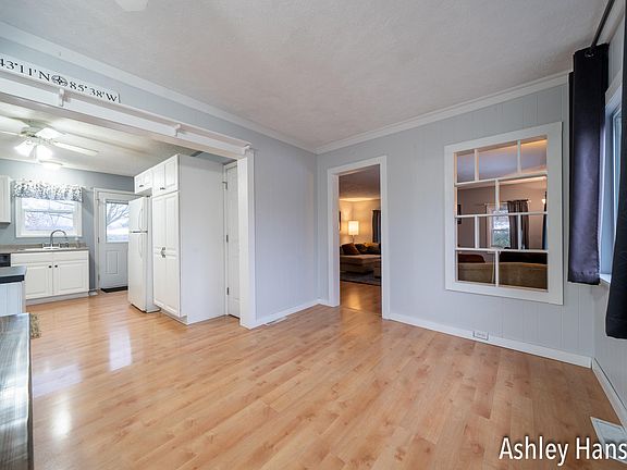 2nd image of 12938 Pine Island Dr NE