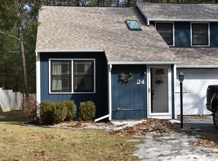 24 Wake Robin Rd, Malta, NY 12020