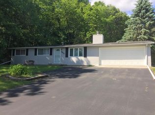 1917 Badger Ct SE, Rochester, MN 55904