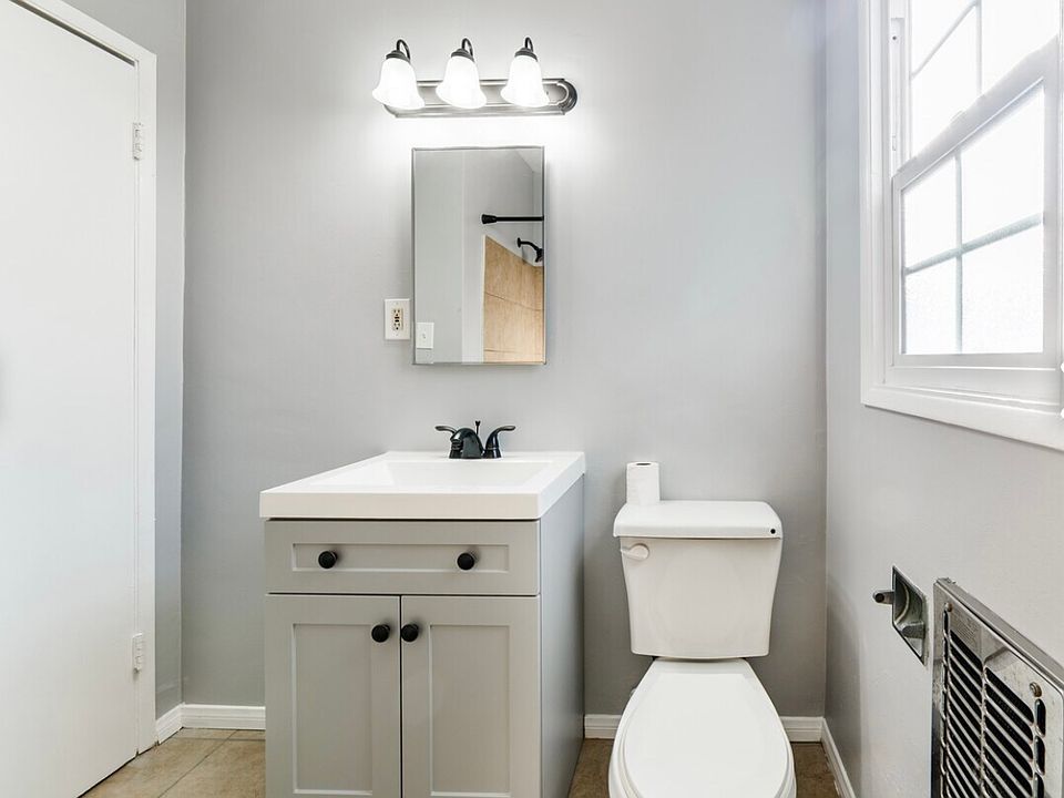 1st image of 2551 8th Ave APT 11