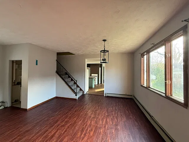 3 bed, 1053 sqft, $1,650 — Photo 4