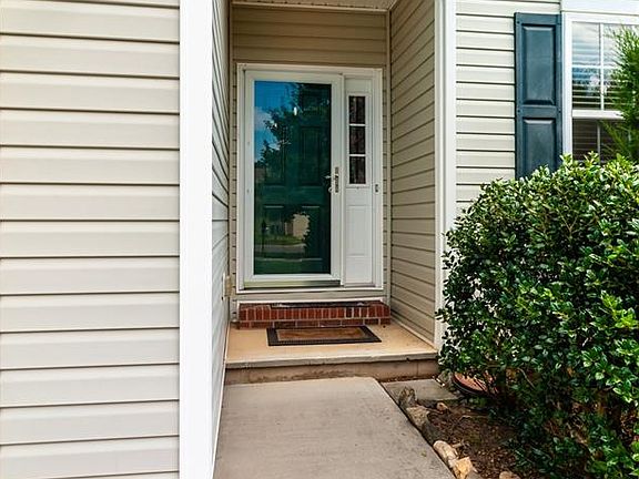 2nd image of 11305 Deer Chase Ln