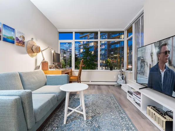 108 W 1st Ave #257, Vancouver, BC V5Y 0H4
