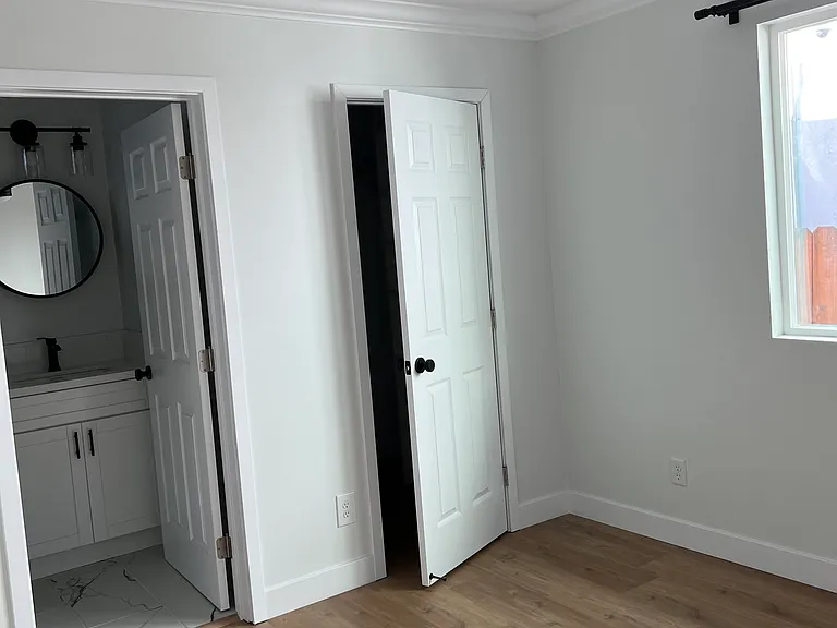 5300 Romaine St #0 — Photo 14