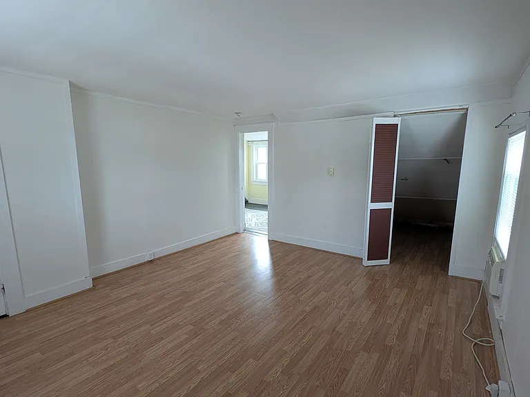 30 N Main St — Photo 5