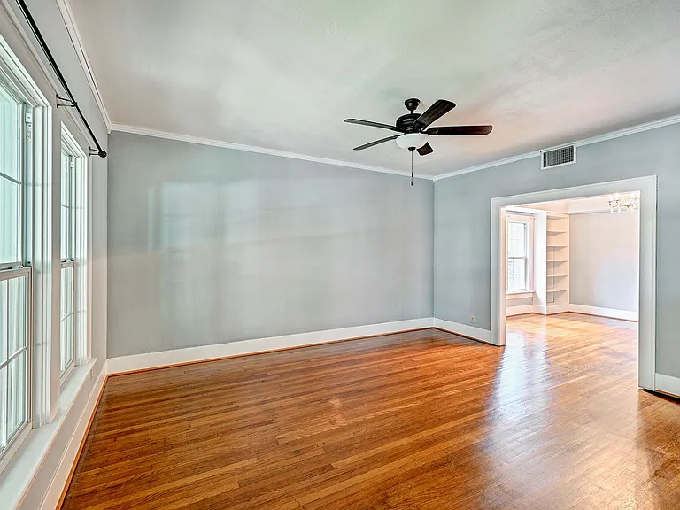 512 W Pierce St — Photo 7
