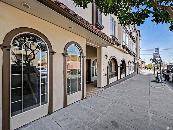 2nd image of 89 Goethe St APT 15
