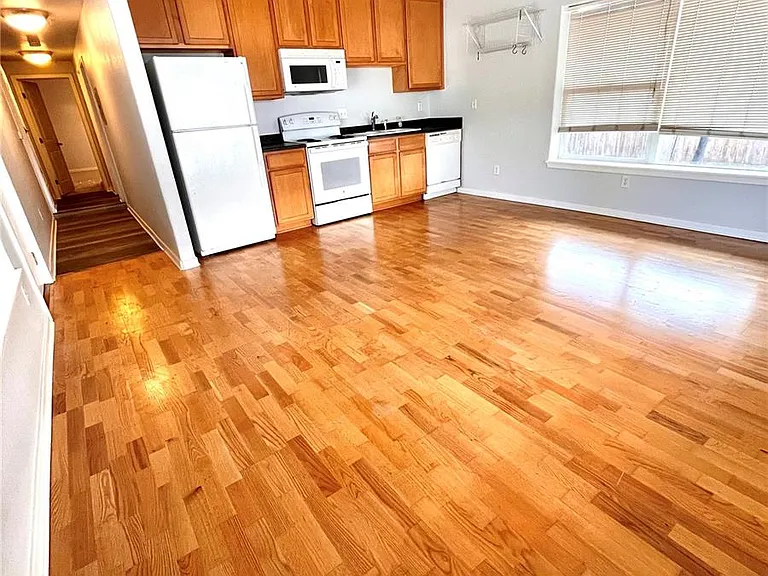 2389 S High St #2 — Photo 2