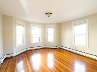 17 E Milton Rd #20, Brookline, MA 02445