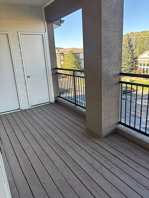 1 bed, 820 sqft, $1,557 — Photo 4