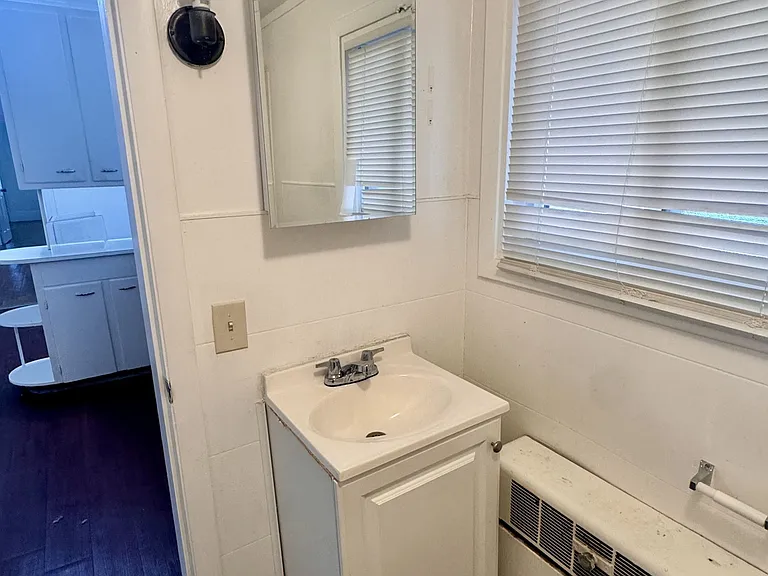 5 Washington St — Photo 8