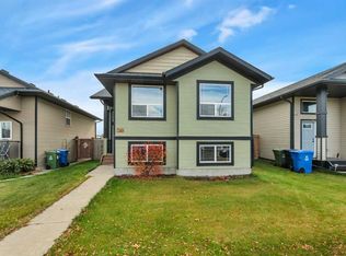 4431 W 54th St, Rocky Mountain House, AB T4T 0B2